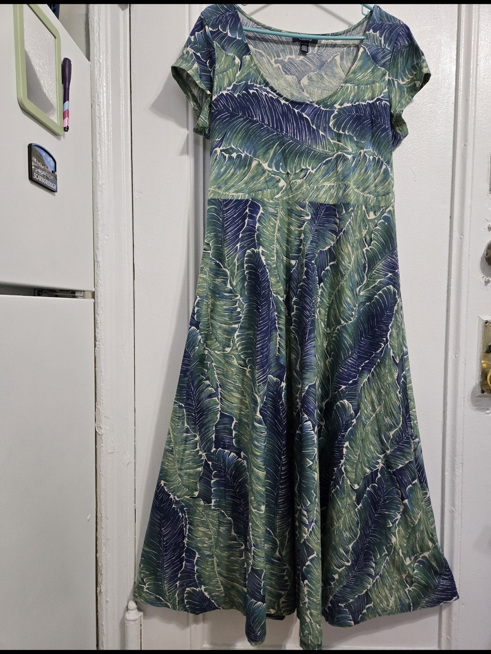Chaps Green & Navy Leaf-Print Casual Dress